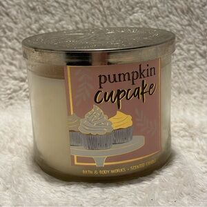 Pumpkin Cupcake triple wick candle